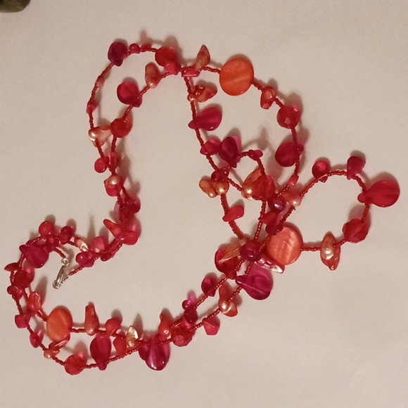 Red Acrylic & Beaded Shells & Rocks Necklace Extra Long - Picture 1 of 5